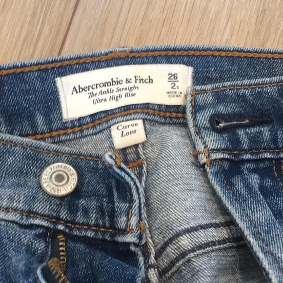 Abercrombie and Fitch Curve Love The Ankle Straigh - Picture 2 of 6